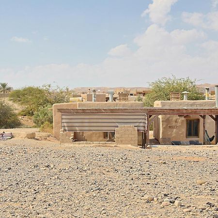 Desert Days Mud Cabin'S Resort Tzukim Exterior photo
