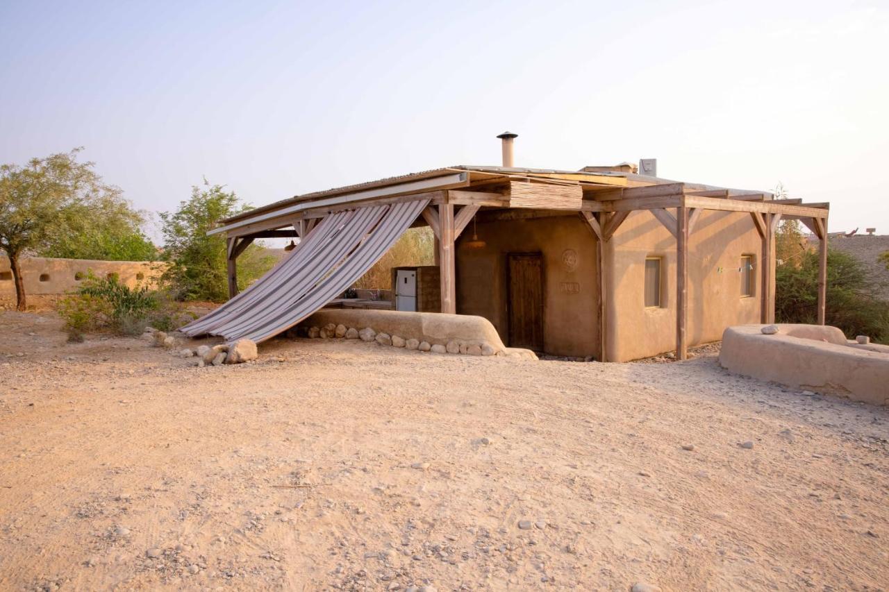 Desert Days Mud Cabin'S Resort Tzukim Exterior photo