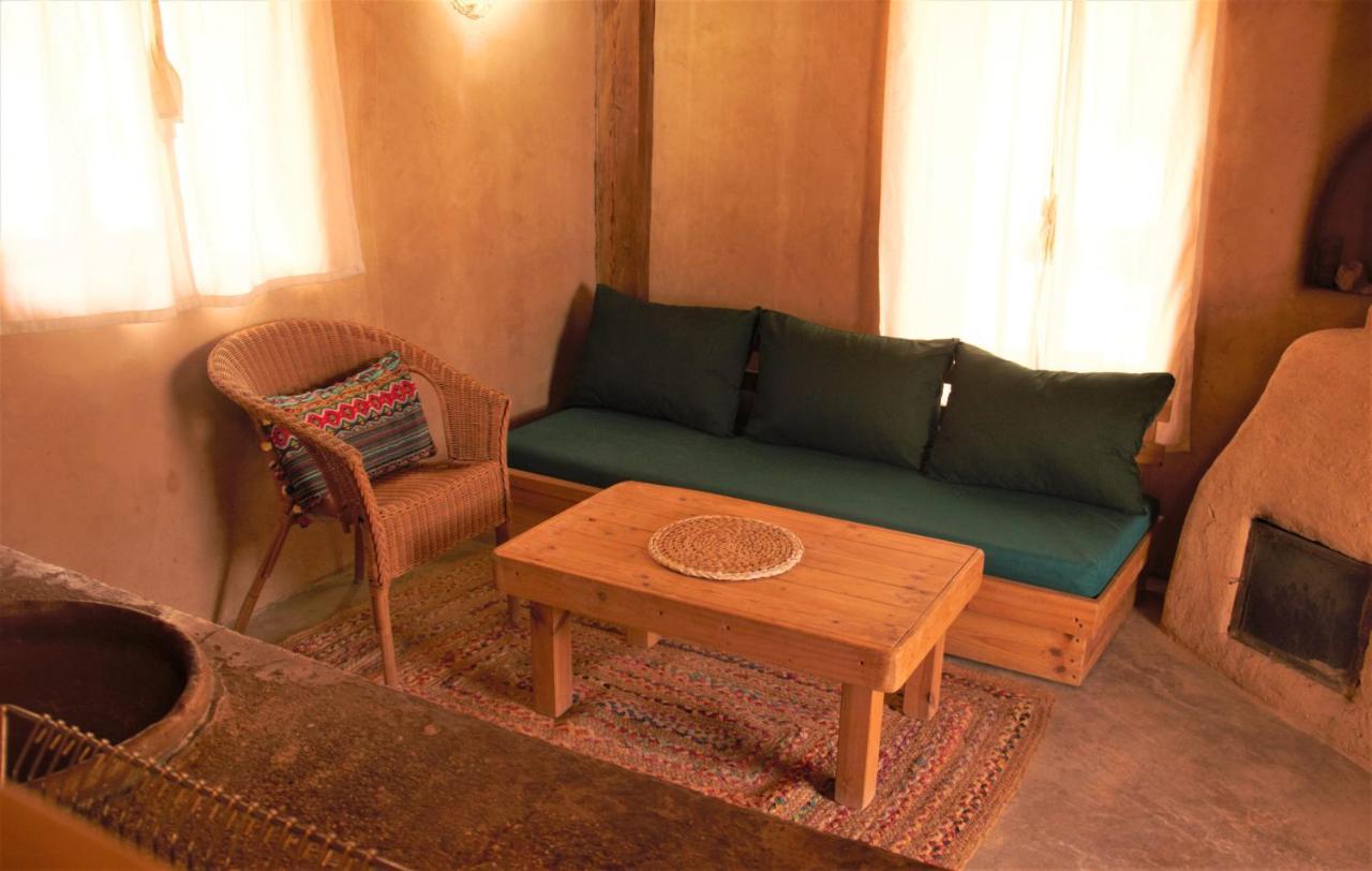 Desert Days Mud Cabin'S Resort Tzukim Exterior photo