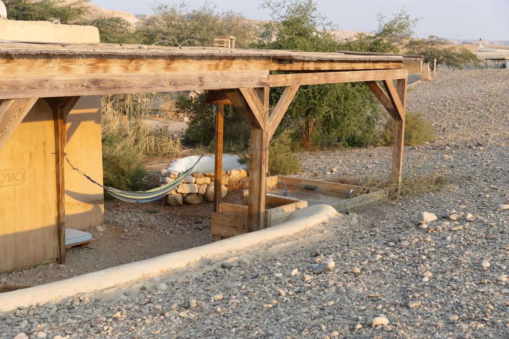 Desert Days Mud Cabin'S Resort Tzukim Exterior photo