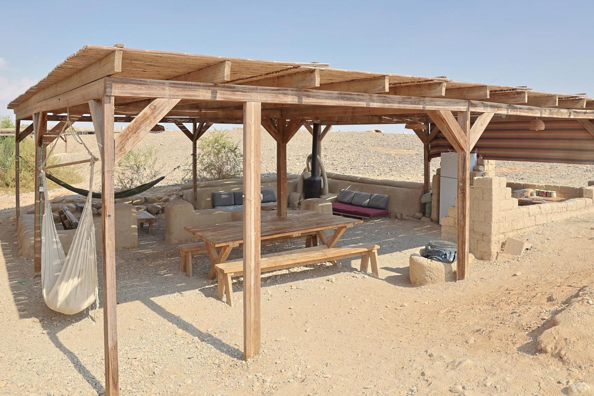 Desert Days Mud Cabin'S Resort Tzukim Exterior photo