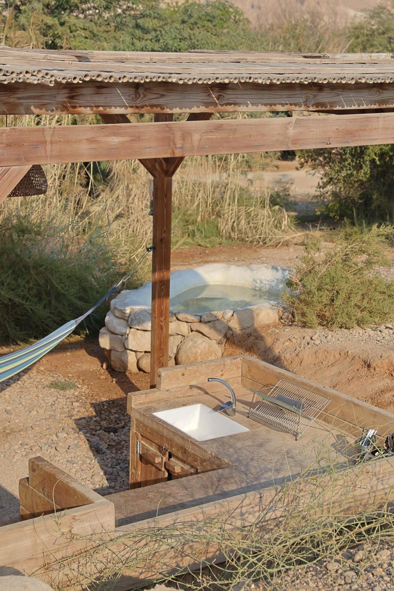 Desert Days Mud Cabin'S Resort Tzukim Exterior photo