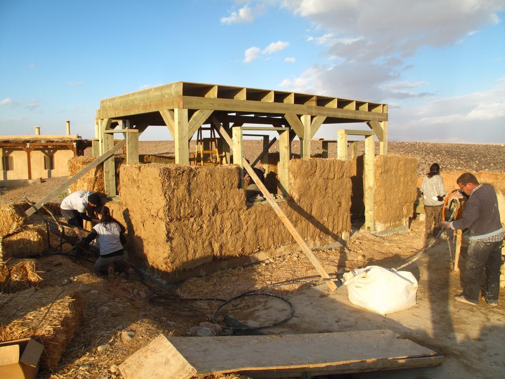 Desert Days Mud Cabin'S Resort Tzukim Exterior photo