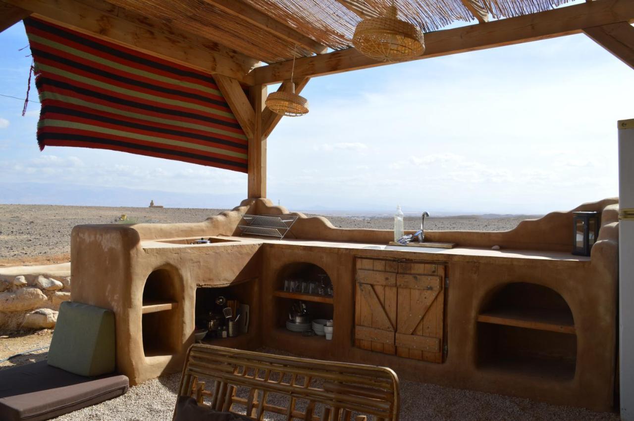 Desert Days Mud Cabin'S Resort Tzukim Exterior photo